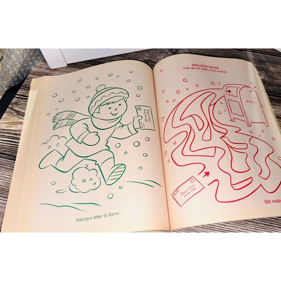 Vtg 1993 Giant Christmas Coloring Activity Book Unused Monty Bear Books - Picture 7 of 7